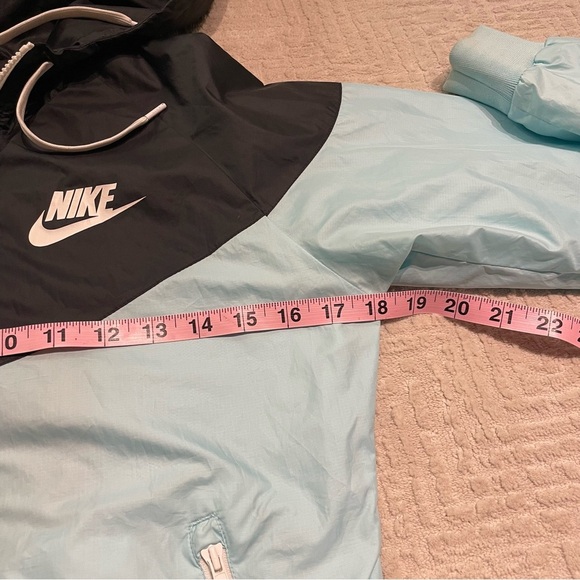 Nike Windbreaker jacket / lightweight W’s XS - Picture 8 of 11